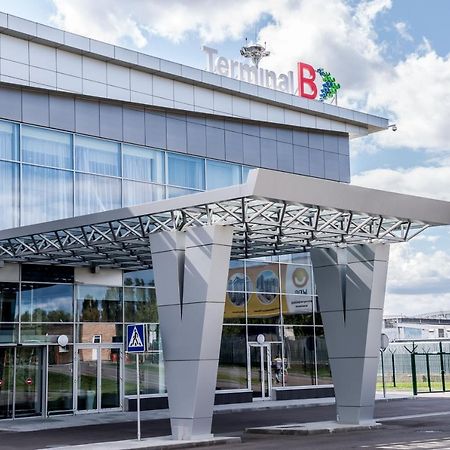 Terminal B Hotel Kiev Luaran gambar